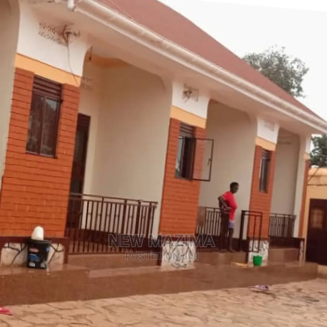 1bdrm House in Makindye, Division a for Rent