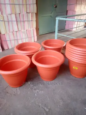 Cello Flowerpot, 30 Litre, Brown Colour