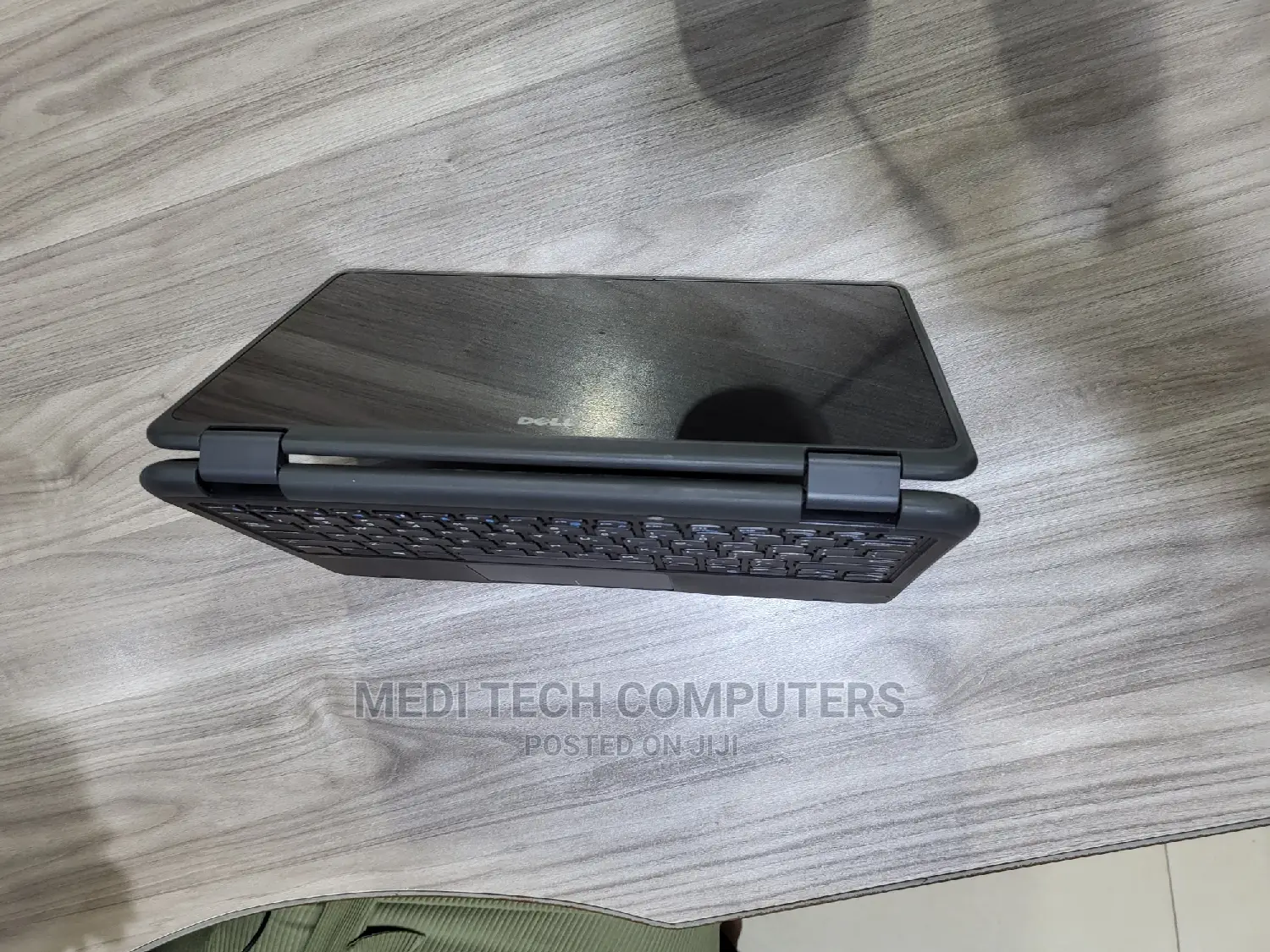 Laptop Dell Latitude 3189 4GB Intel Celeron SSD 128GB