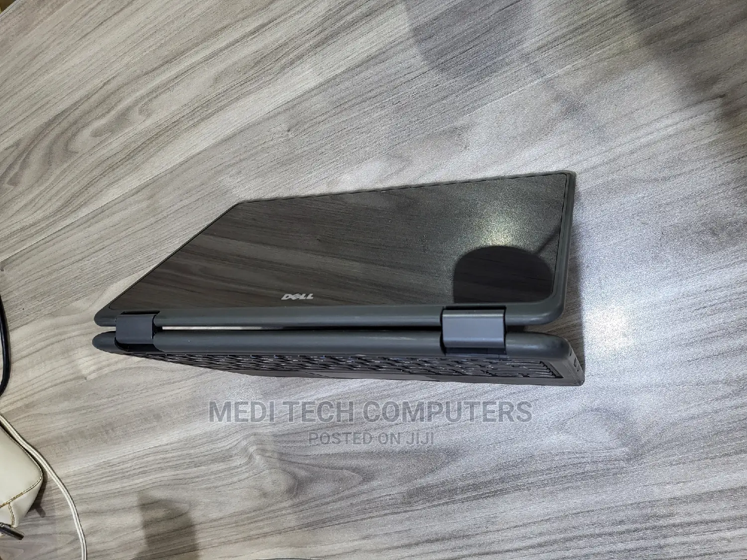 Laptop Dell Latitude 3189 4GB Intel Celeron SSD 128GB