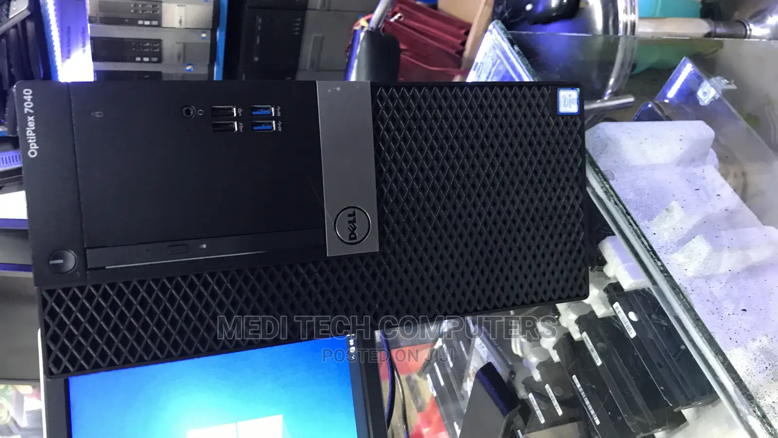 Desktop Computer Dell OptiPlex 7040 4GB Intel Core I5 HDD 500GB