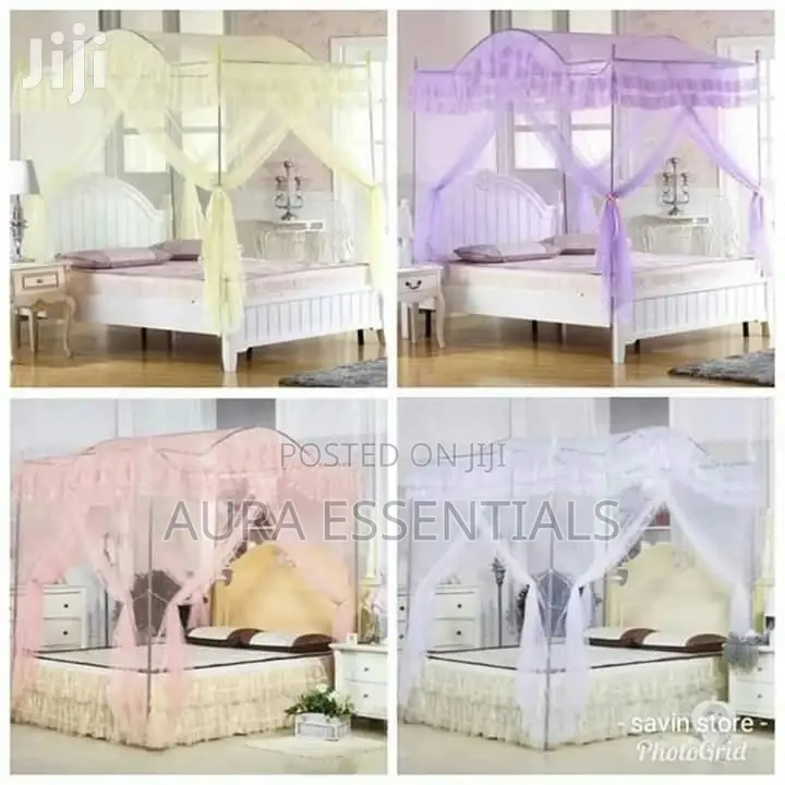Curve Nets in Different Sizes and Colors