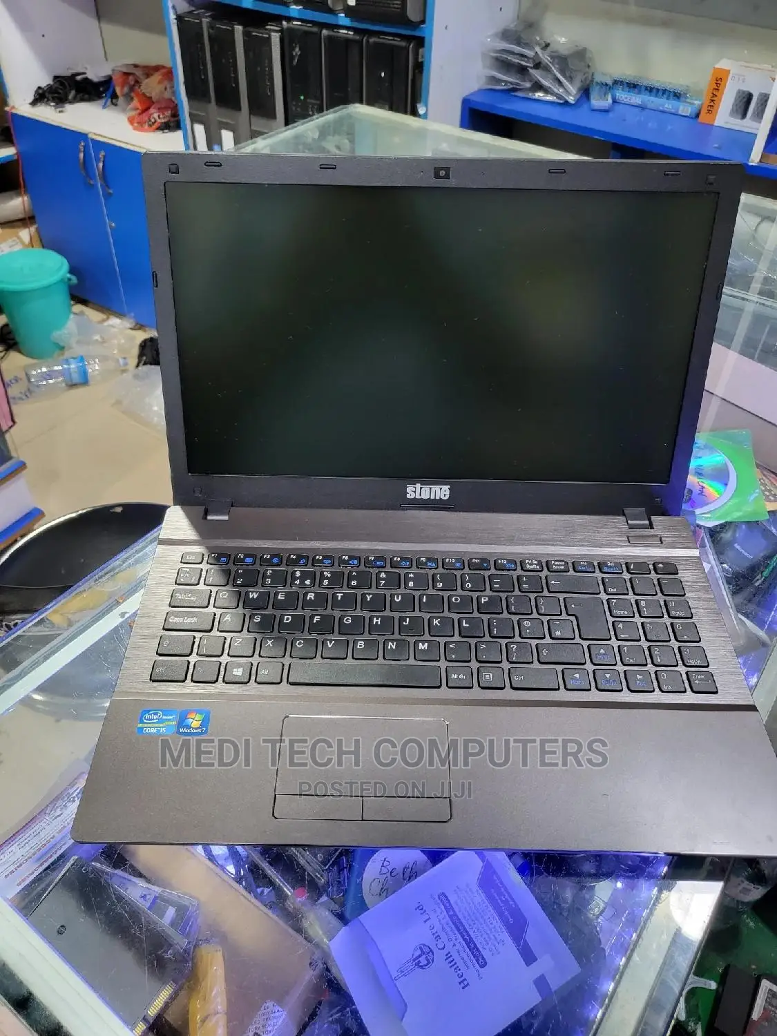 Laptop Stone Stone 4GB Intel Core I5 HDD 320GB