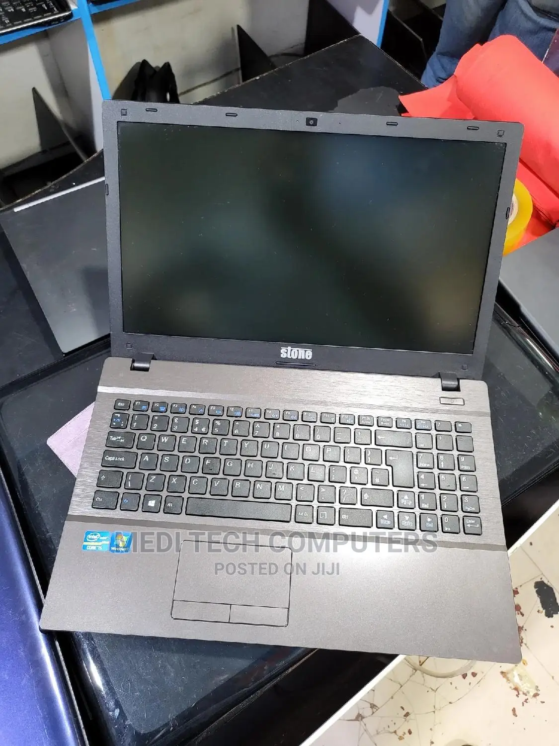 Laptop Stone Stone 4GB Intel Core I5 HDD 320GB