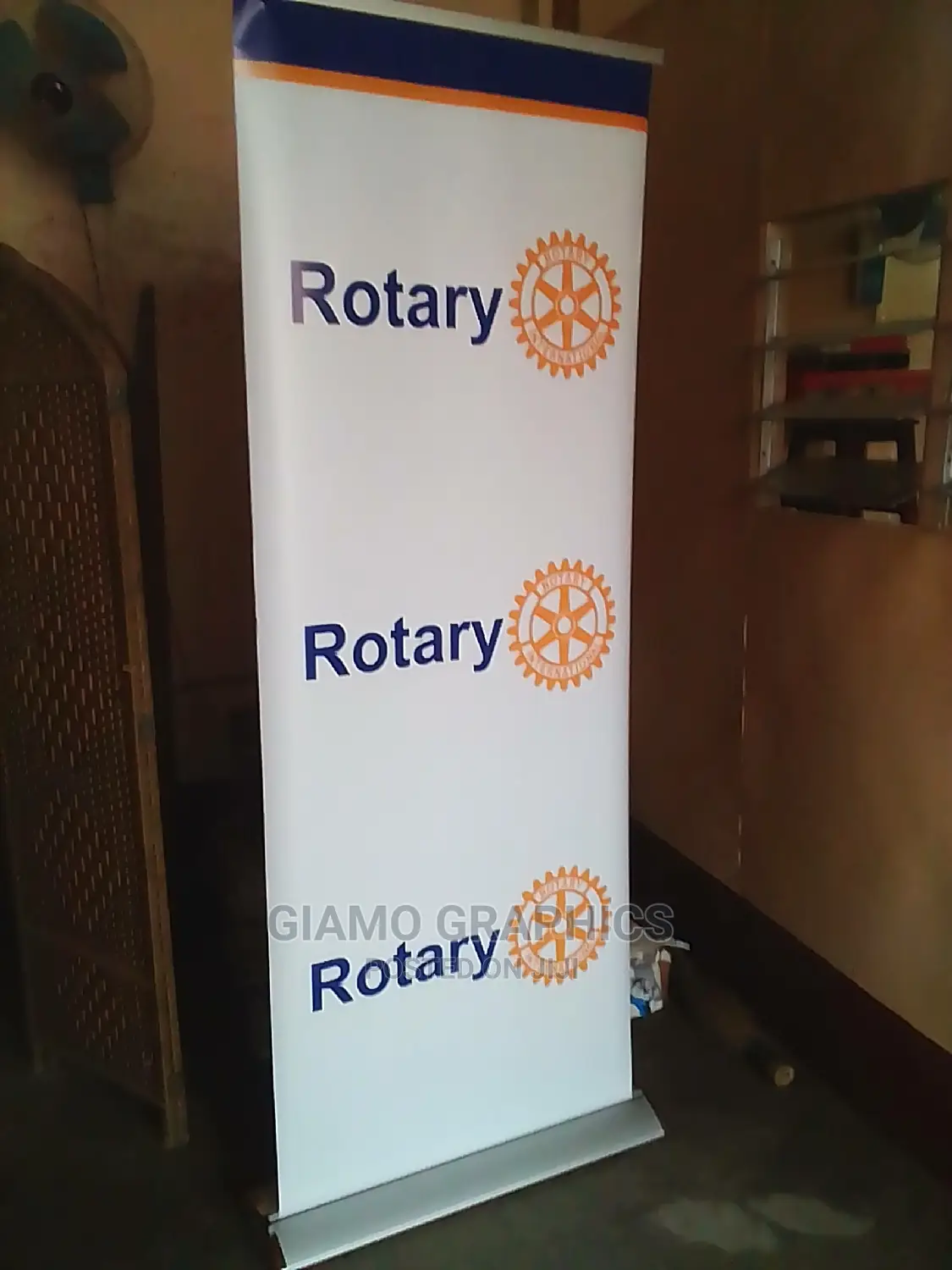 Attract Pull Up Banners