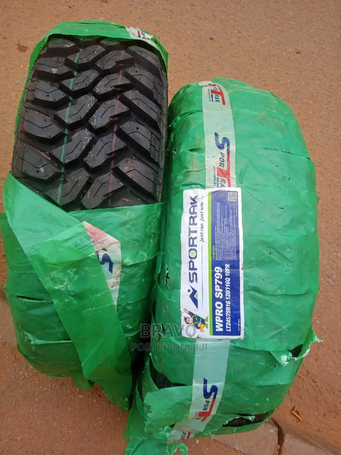 245/75r16 Sport Track M/T.
