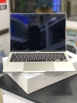 New Laptop Apple MacBook Pro 2020 M1 8GB Apple M1 SSD 512GB
