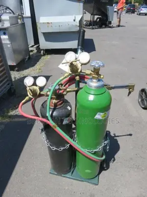 Industrial and Medical Gas Refills / Cylinders