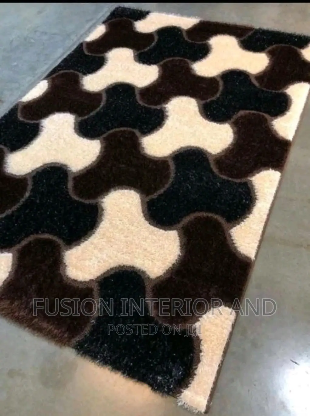 Center Carpets