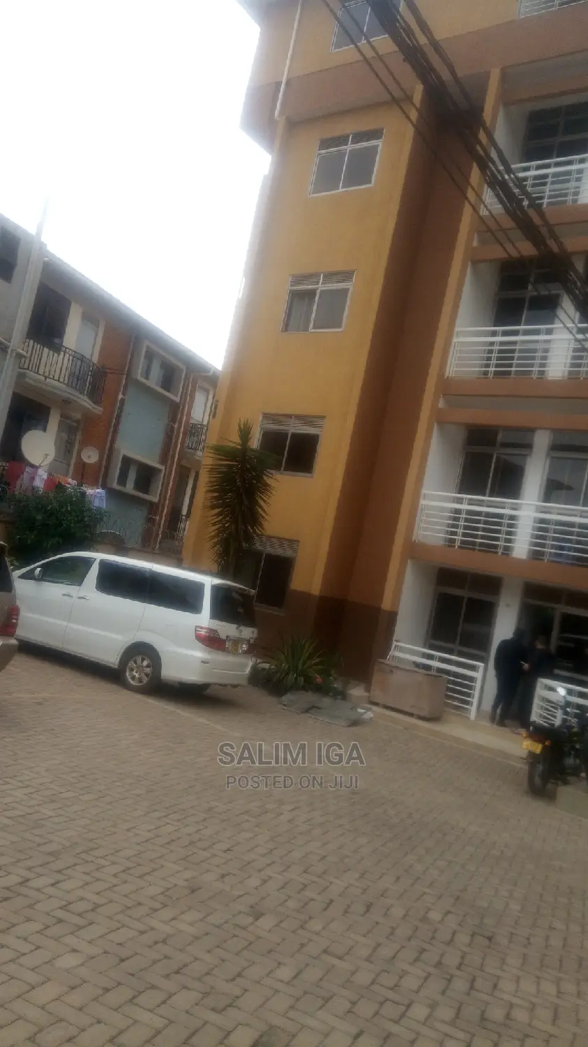 3bdrm Block of Flats in Kololo Property, Central Division for Rent