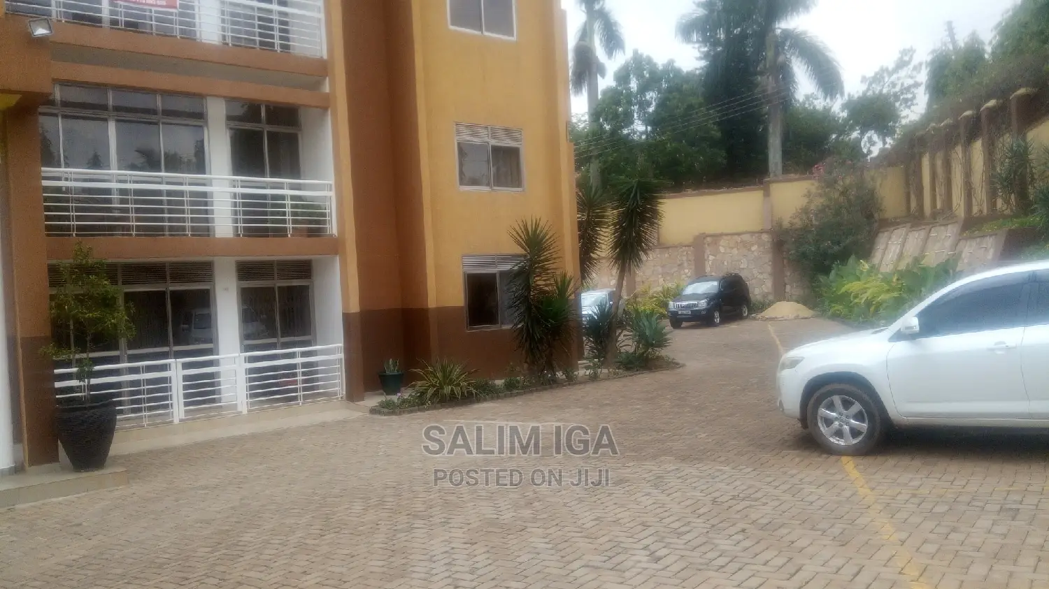 3bdrm Block of Flats in Kololo Property, Central Division for Rent