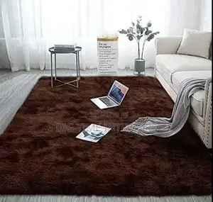 Classy Woolen Center Carpet Medium Size- Brown Patch