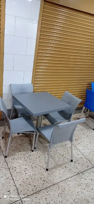 4seaters Restaurant Set