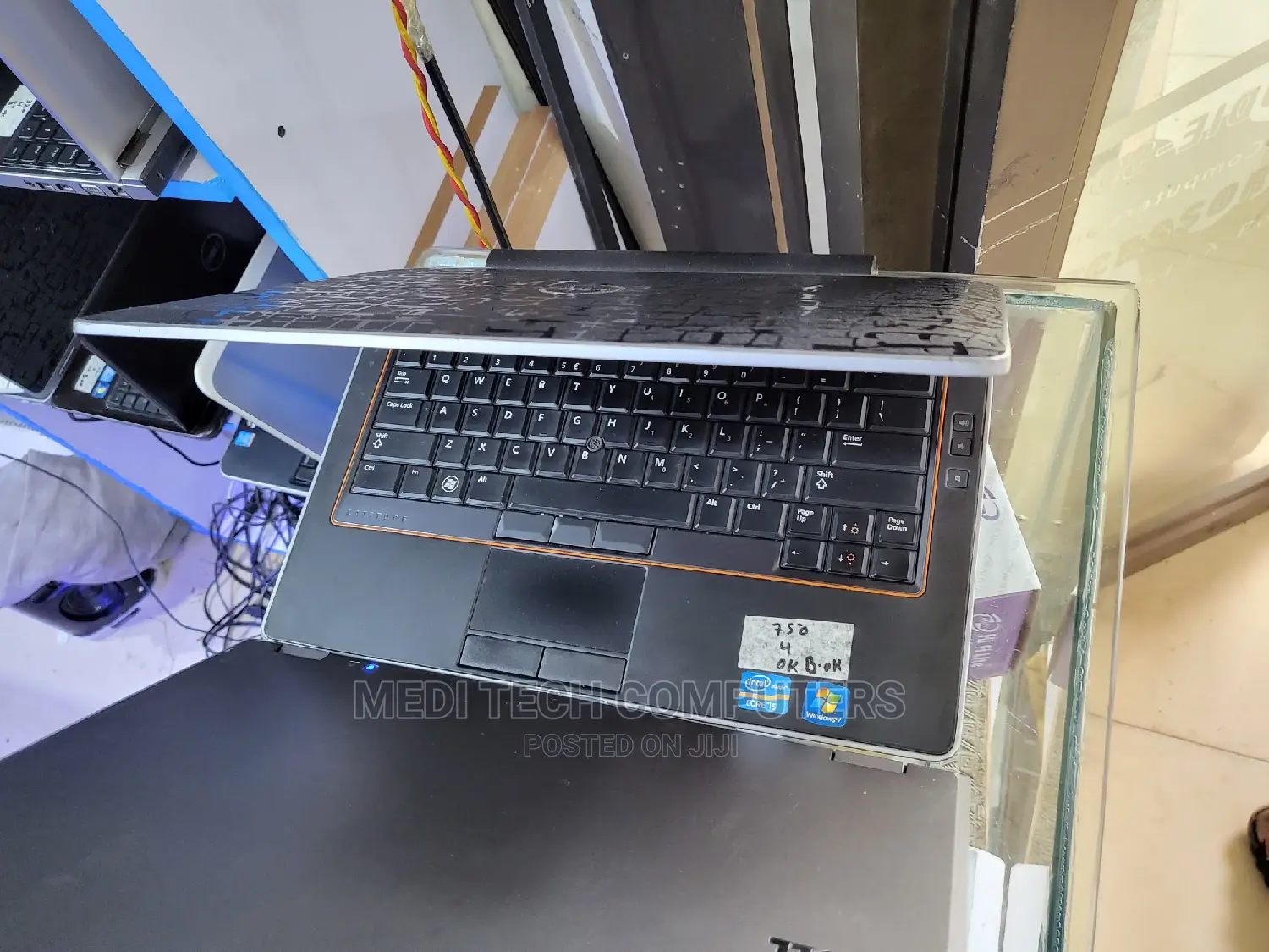 Laptop Dell Latitude E6320 4GB Intel Core I5 HDD 500GB
