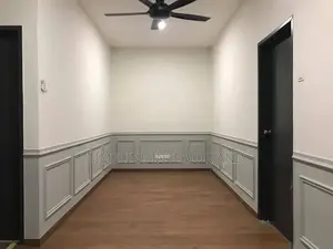 Classic Wall Molding.