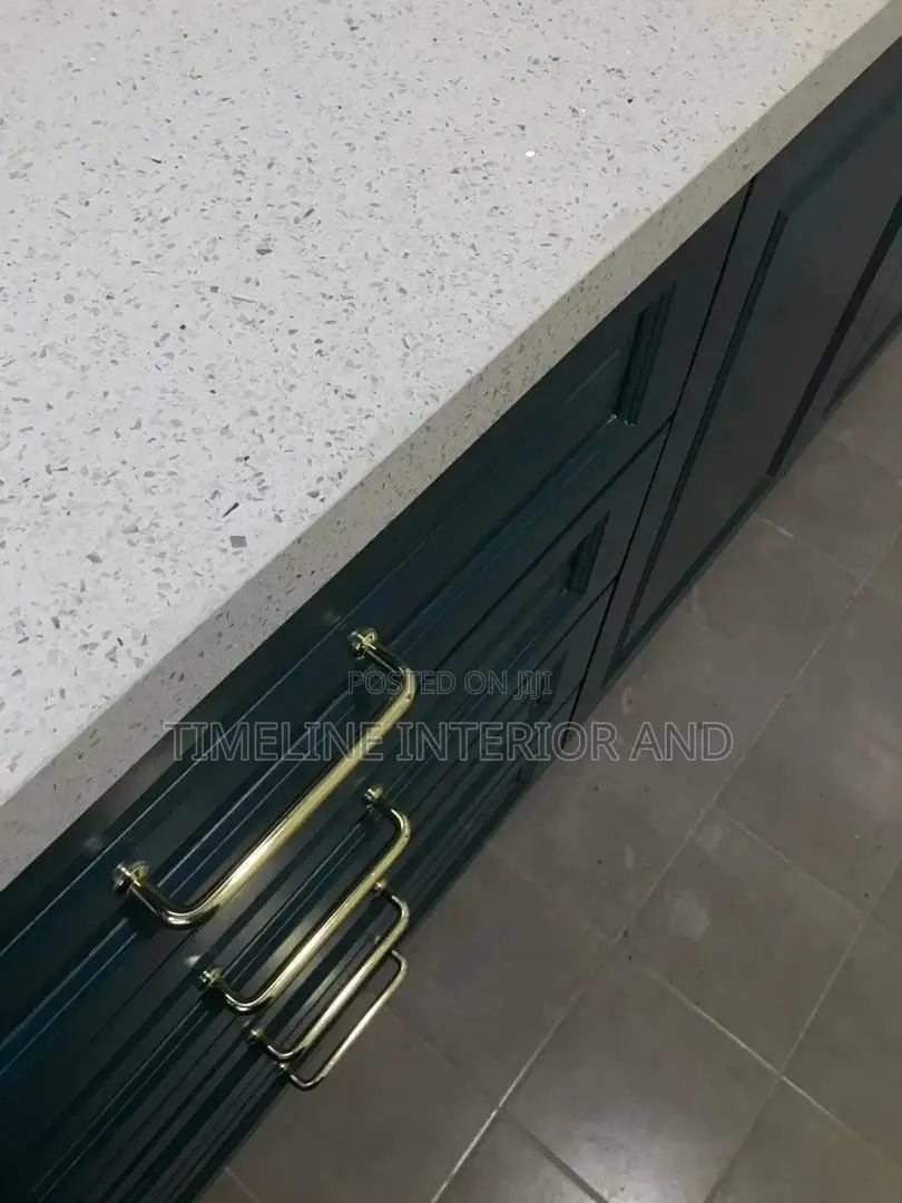 Kitchen Cabinets 001