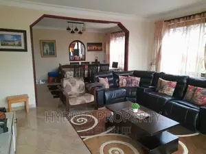 Furnished 4bdrm Mansion in Nansana~Kabulengwa, Wakiso / Wakiso