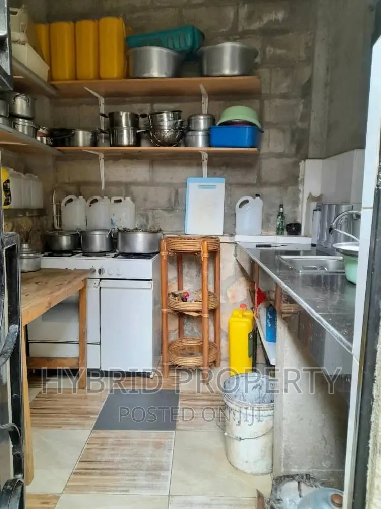 Furnished 4bdrm Mansion in Nansana~Kabulengwa, Wakiso / Wakiso
