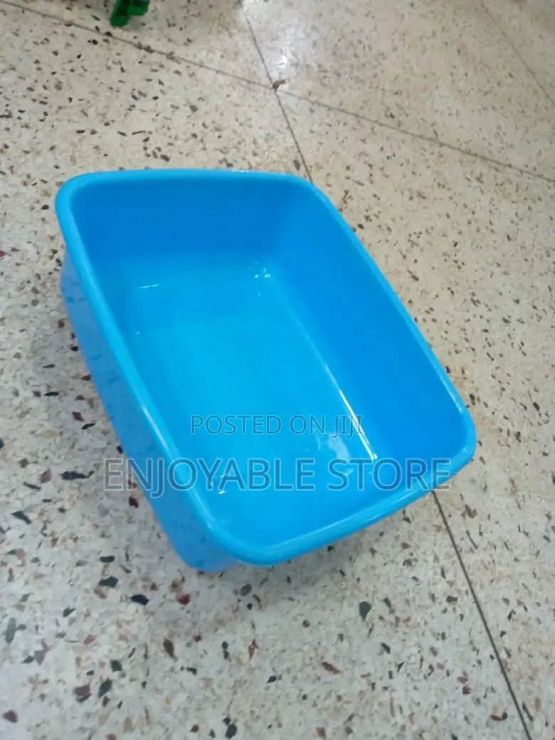 Plastic Square Basin Katasa