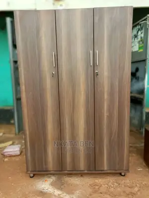 American Walnut Wadrope