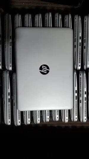 Laptop HP EliteBook 820 G3 4GB AMD A8 HDD 500GB
