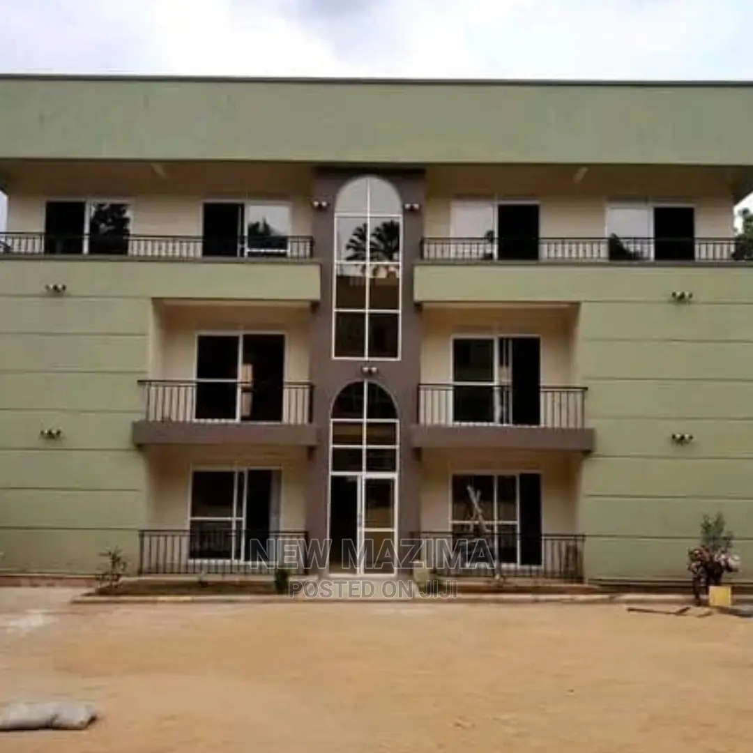 6bdrm Block of Flats in Muyenga Heights, Division a for Sale