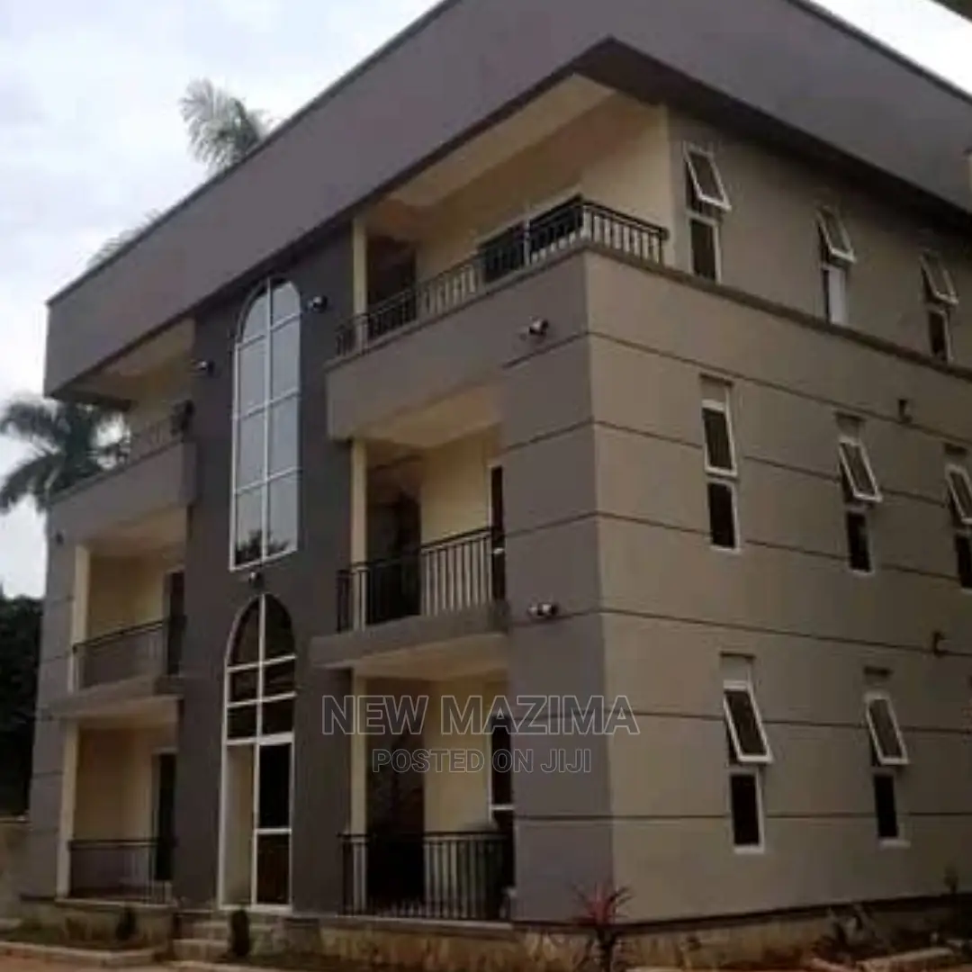 6bdrm Block of Flats in Muyenga Heights, Division a for Sale