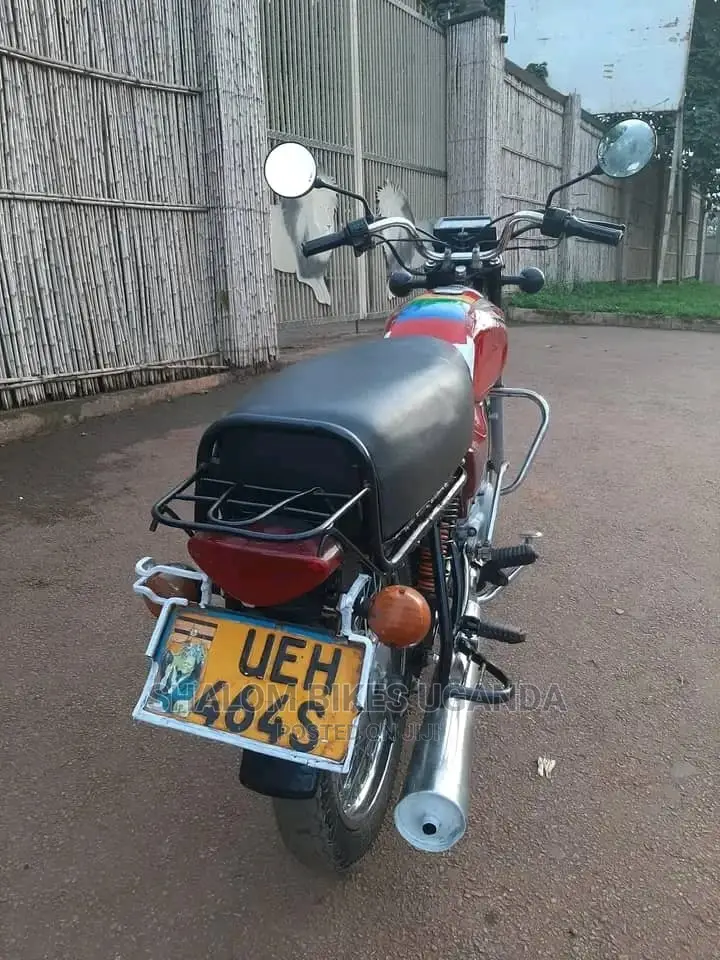 Bajaj RE 2016 Black