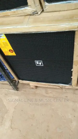Ev Singal Bass Black