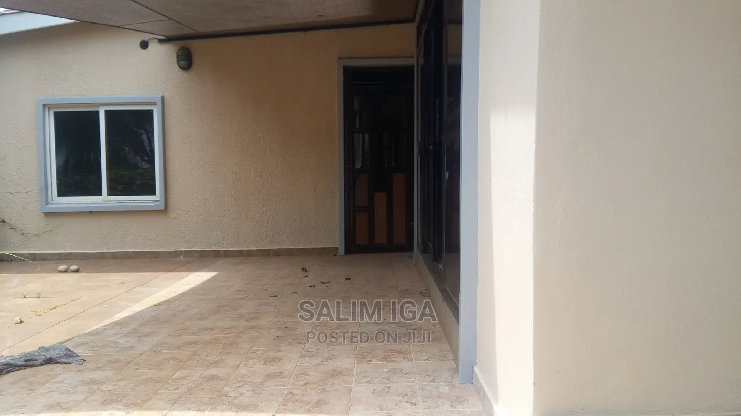 4bdrm Bungalow in Kololo Property, Central Division for Rent