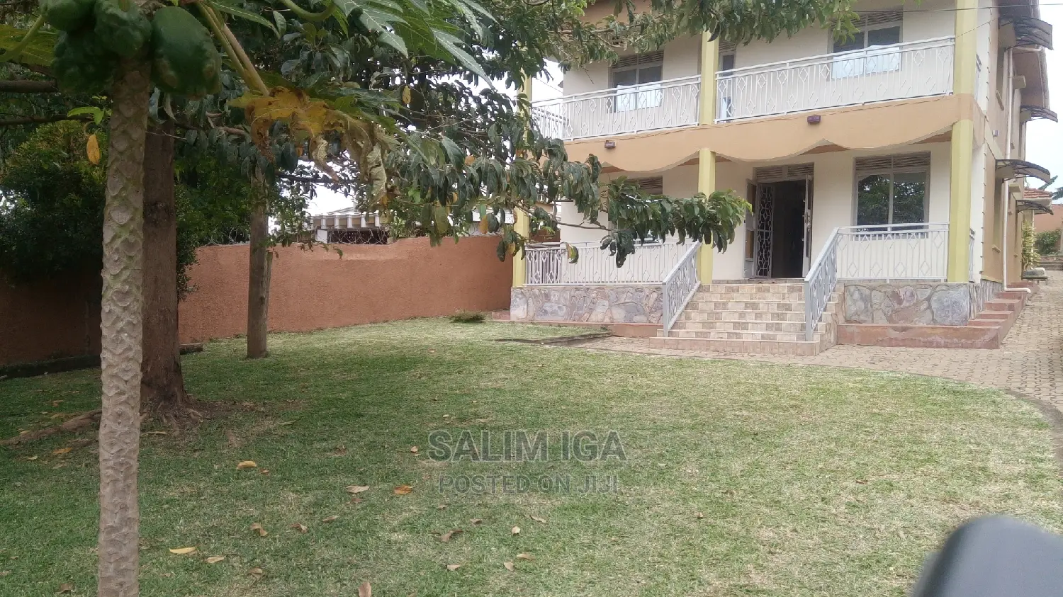 4bdrm Duplex in Kololo Property, Central Division for Rent