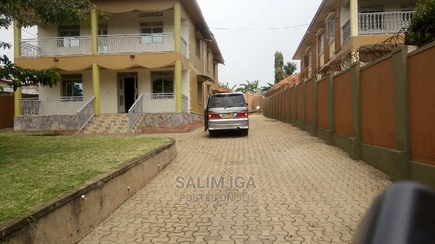 4bdrm Duplex in Kololo Property, Central Division for Rent