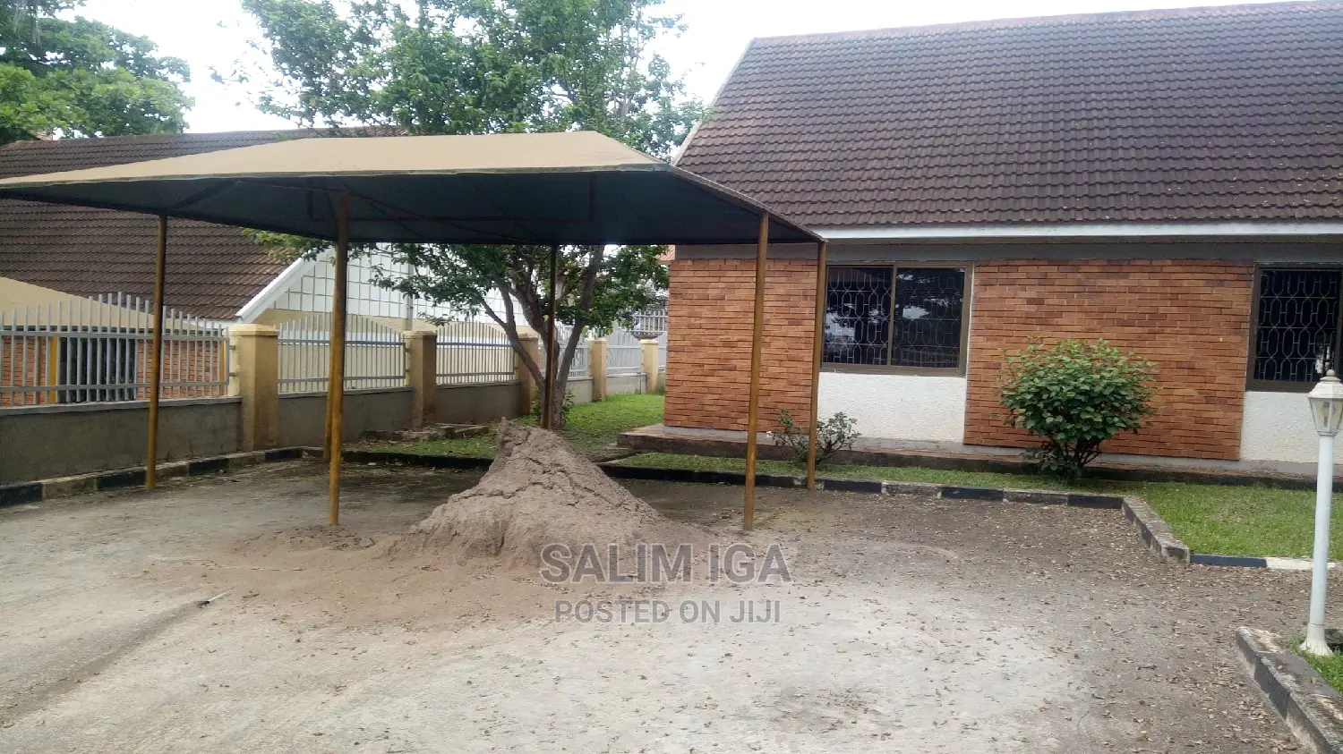 4bdrm Bungalow in Kololo Property, Central Division for Rent