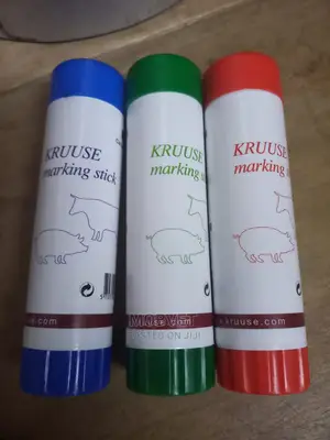 Animal Crayons 03 Colors