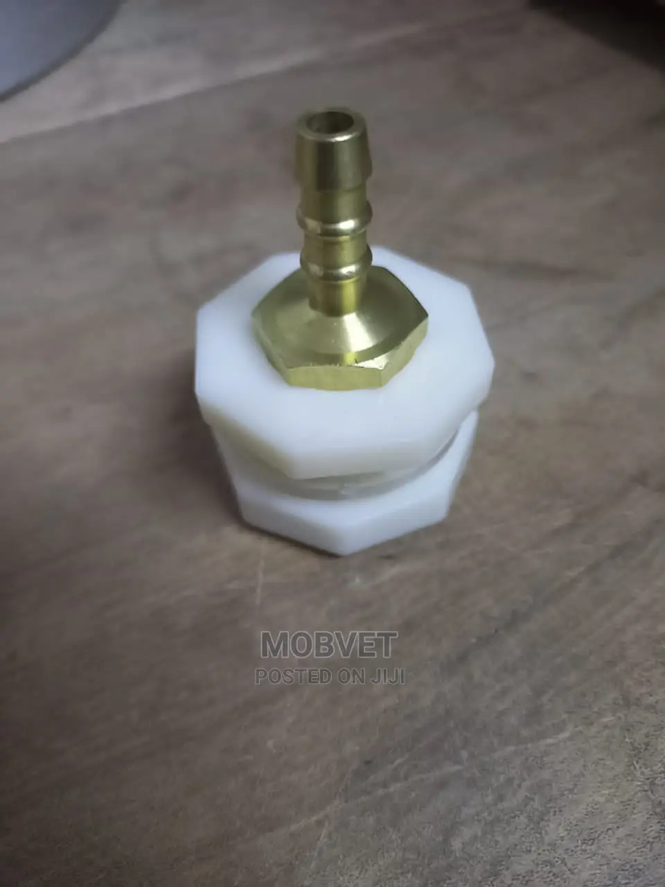 Water Connection Nipple for Rabbits From Jerican