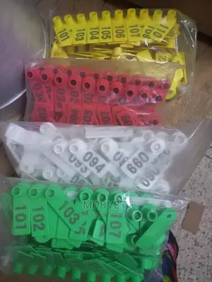 Slim Goats Ear Tags 00008
