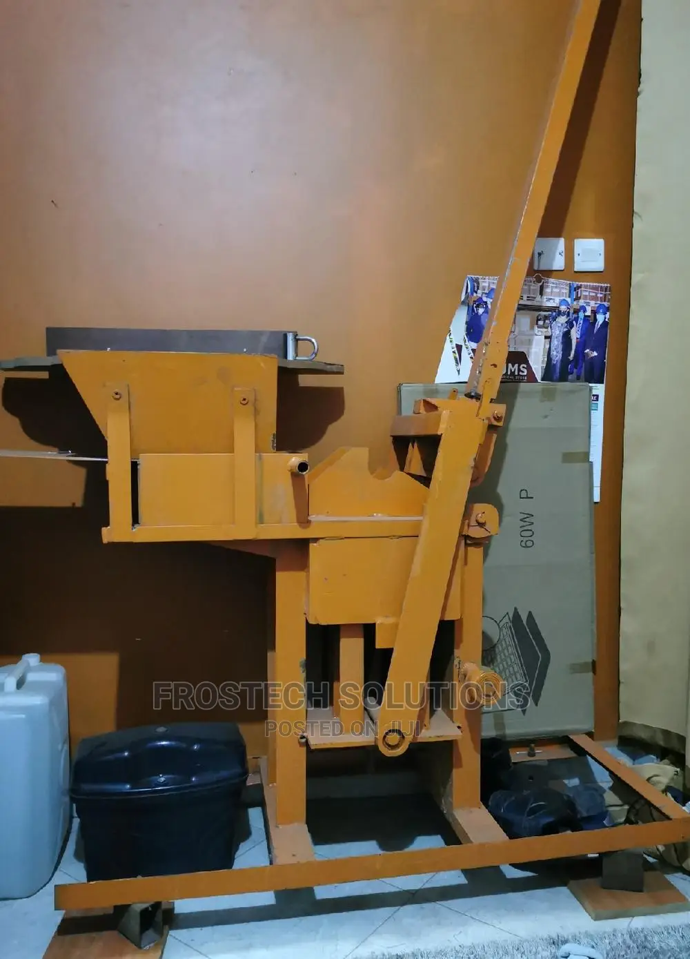 Double Interlocking Hollow Brick Machine