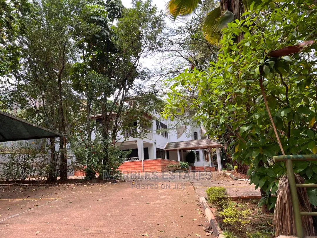 8bdrm House in Kololo, Central Division for Rent