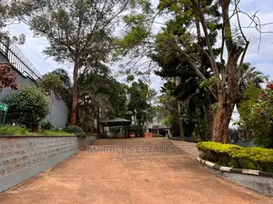 8bdrm House in Kololo, Central Division for Rent