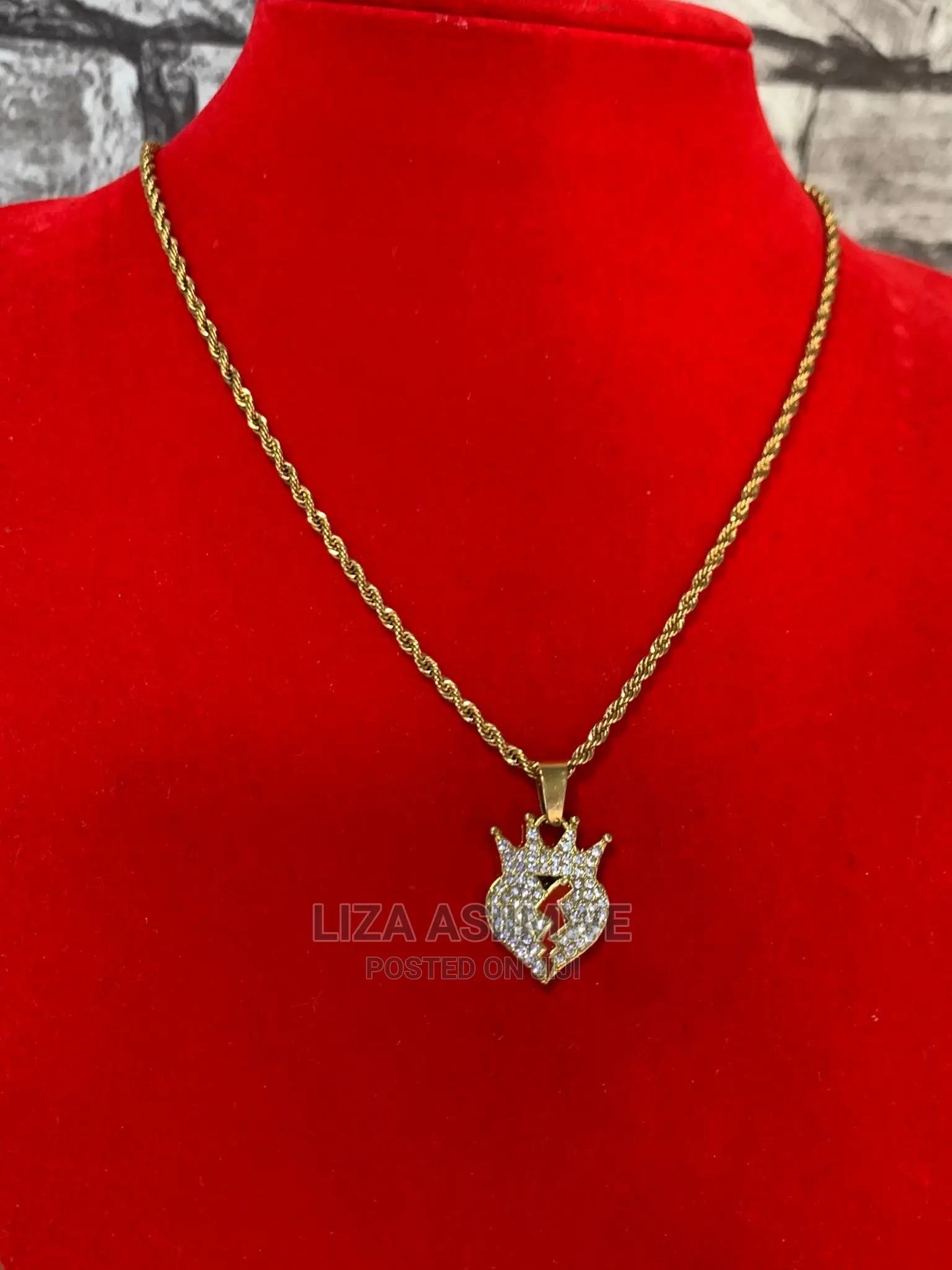 Men’S Simple Necklaces Available