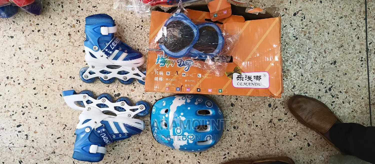 Skate Shoes Full Set