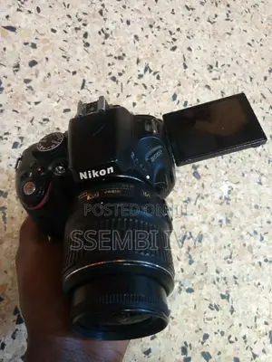 Nikon: D5100.