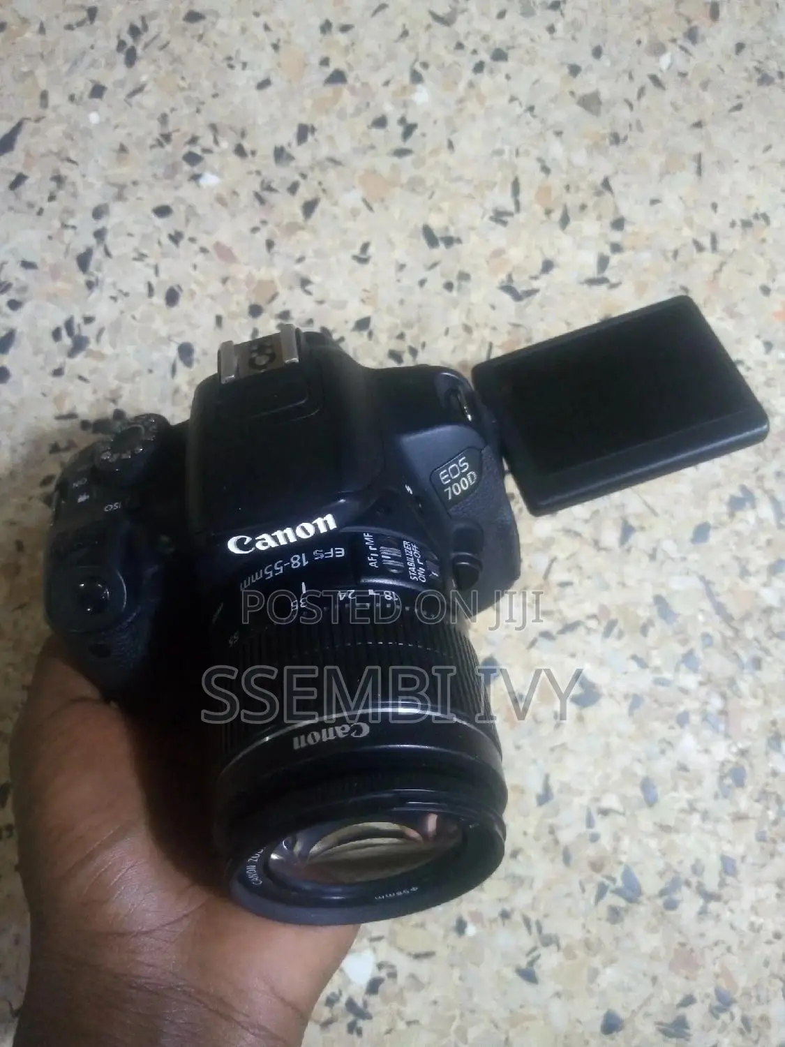 Canon: Eos: 700D Camera.
