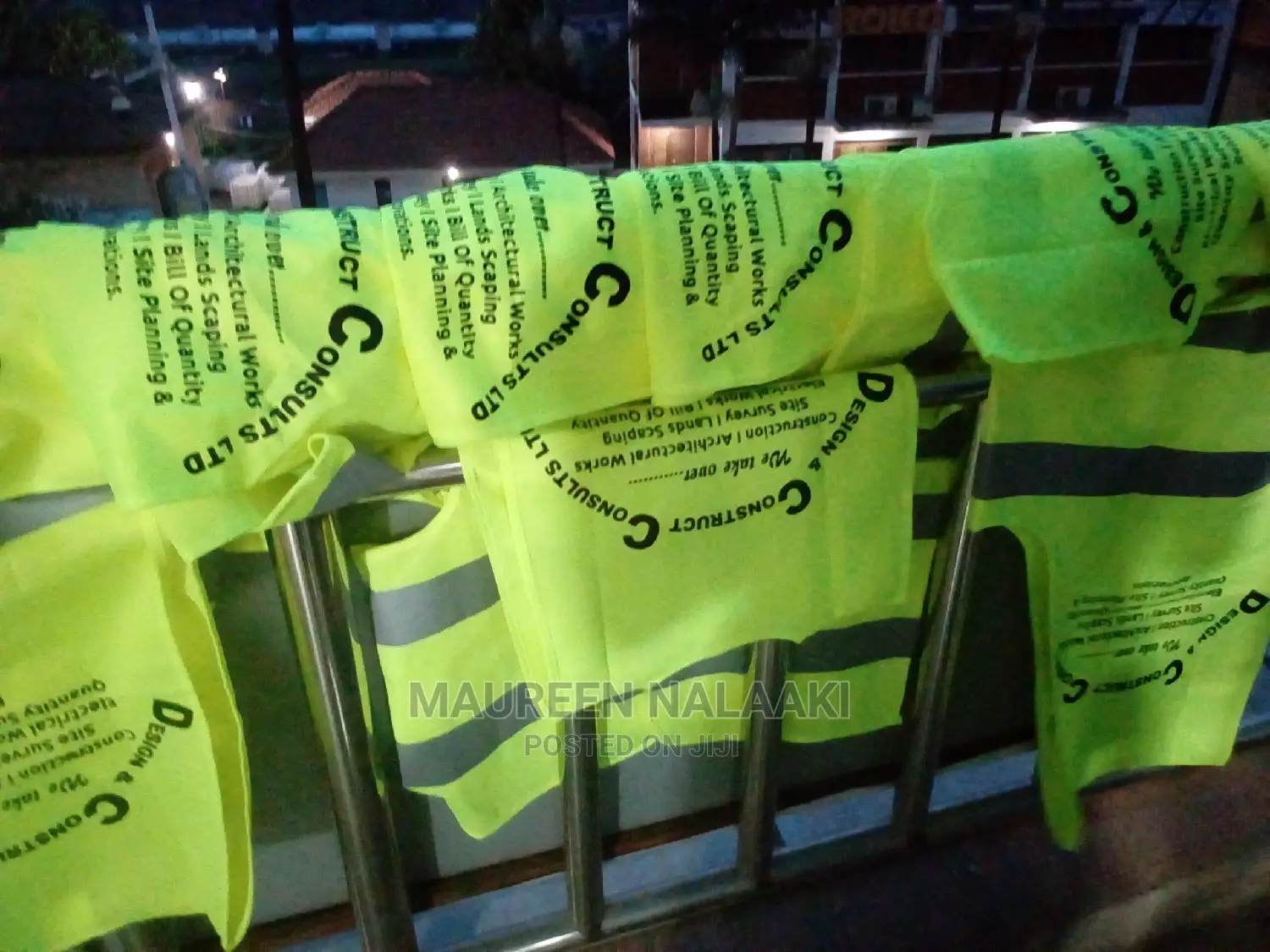 Printing on T Shirt, Reflectors, Banners, Stamps, Plastic Id