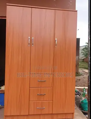 Triple Wooden Wardrobe 4*7 Feet