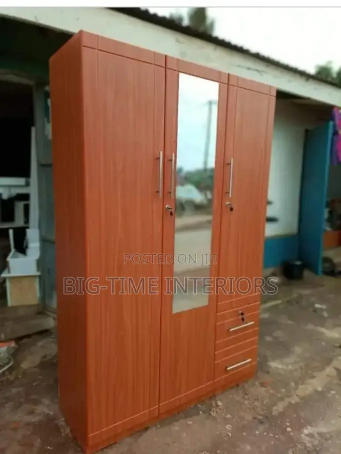 Modern Triple Wardrobe 4*6feet