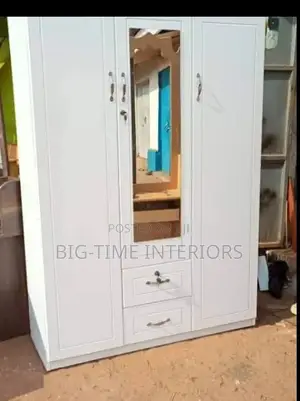 White Triple Door Wardrobe 4*6 Feet