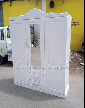 White Triple Wardrobe 4*6 Feet