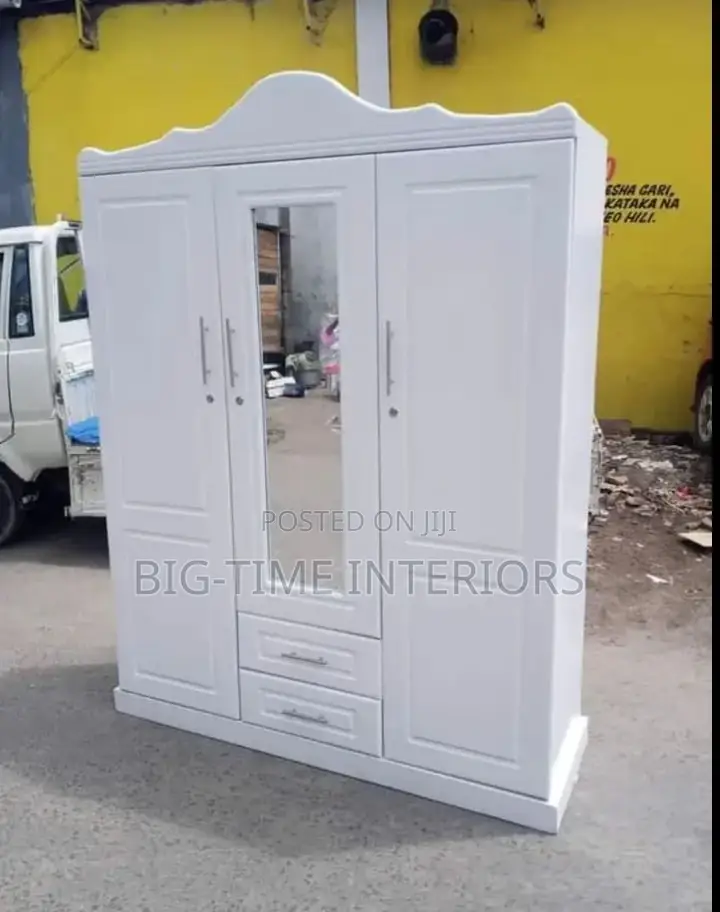 White Triple Wardrobe 4*6 Feet