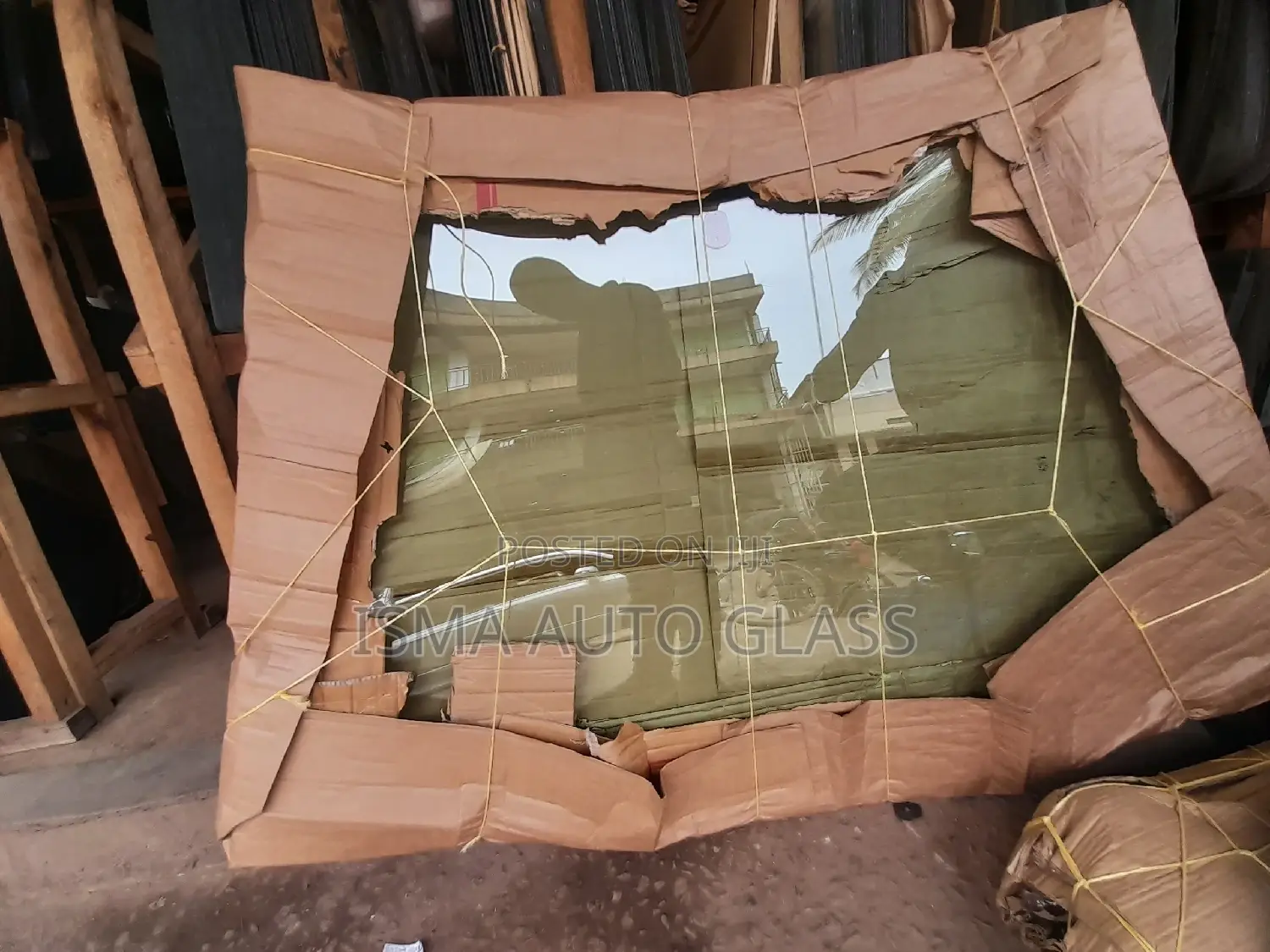 Windscreen Glass Repair And Crack Stopping